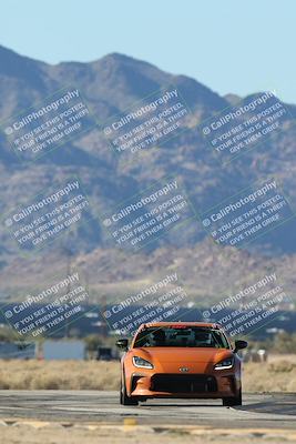 media/Nov-23-2025-Speed Ventures (Sun) [[88f20b6e61]]/6-Yellow Group/Session 1 (Turns 16 and 17 Exit)/